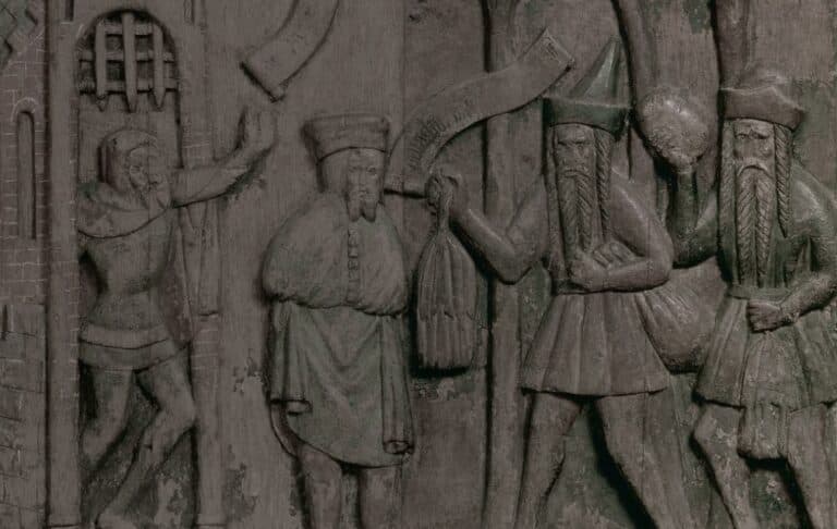 photo_5424589883382548085_y